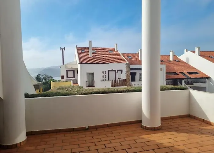 T2 Com Piscina E Vista Mar São Martinho do Porto