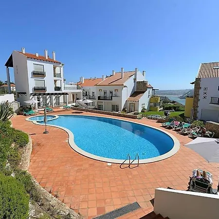 T2 Com Piscina E Vista Mar Sao Martinho do Porto